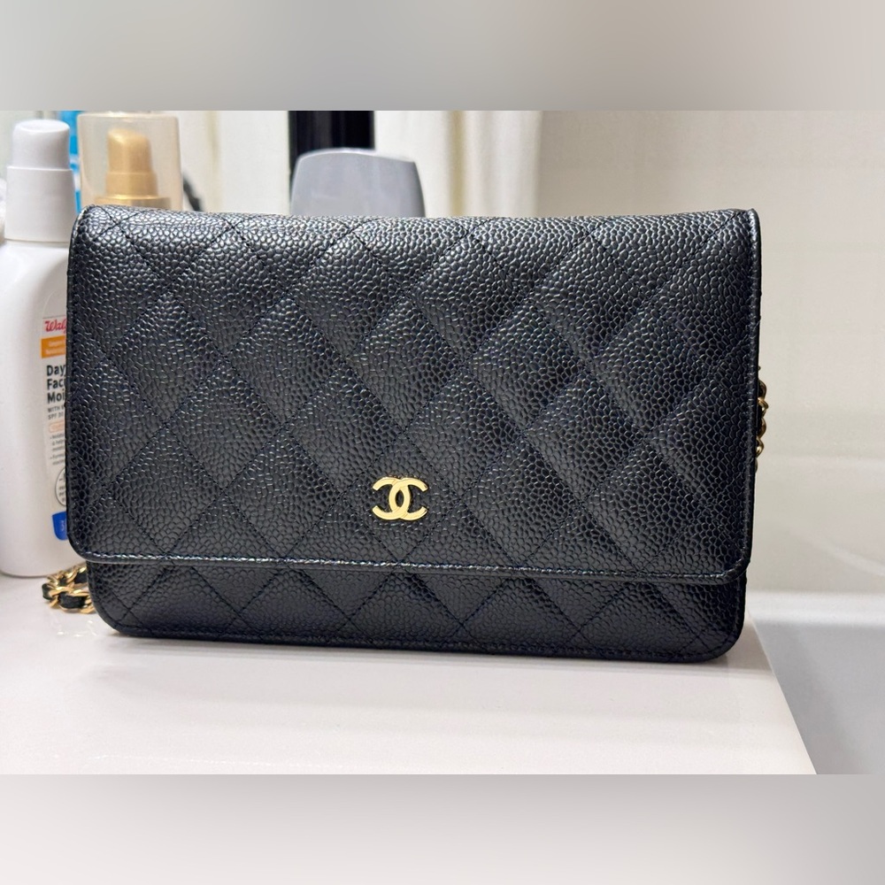 Chanel Classic Wallet on Chain